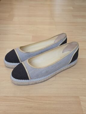 CHANEL Gray & Black Two-Tone Espadrille Slip On Flats Size 40